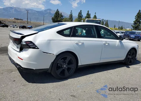 2023 Honda Accord Hybrid Sport-L z USA, uszkodzony, nr VIN 1HGCY2F73PA002398